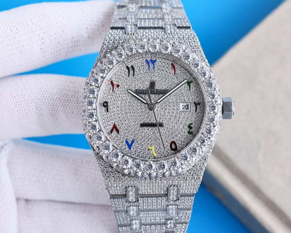 Large diamond-encrusted rimmed uniformAP Audemars Piguet A real man has to take Audemars Piguet Own AP, brand new bezel with large diamond-set bezel, using imported Citizen to change the 324 machine Automatic Mechanical 