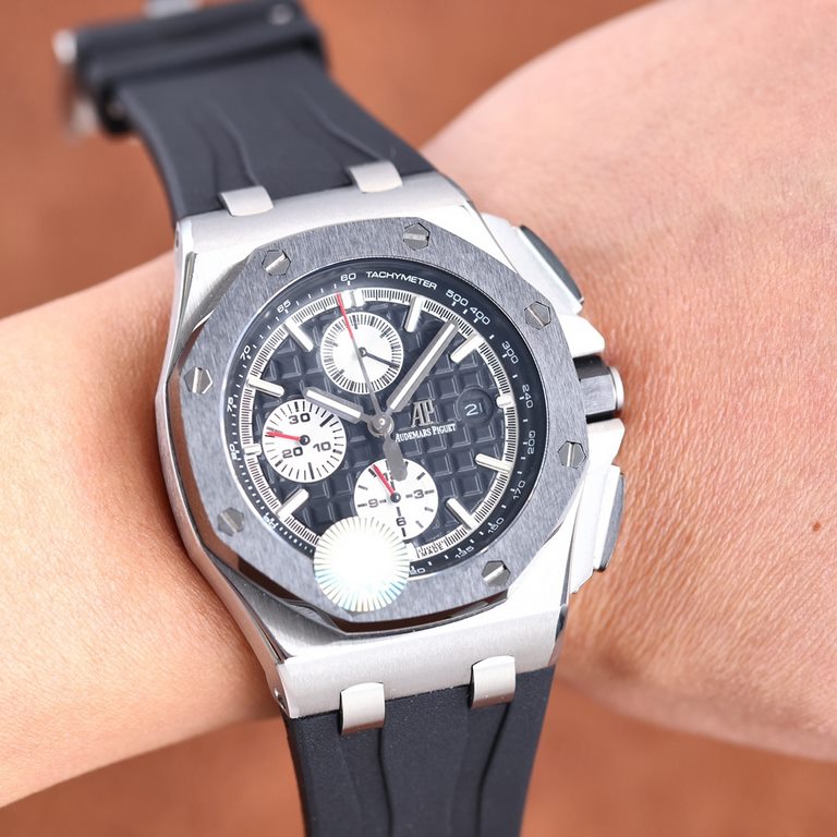 Uniform   ceramic bezel   version     Audemars Piguet Royal Oak Offshore Limited Edition Multifunctional Chronograph Mechanical Watch Dimensions 44MM17MM [bezel] bezel is consistent with the original use of imported cera