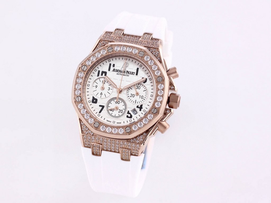 AP Women's! Royal Oak! Six-hand chronograph quartz movement! Sapphire scratch-resistant glass! Exquisite full diamond case cover! Imported rubber strap! New model on the market! The best of Audemars Piguet's women's clas