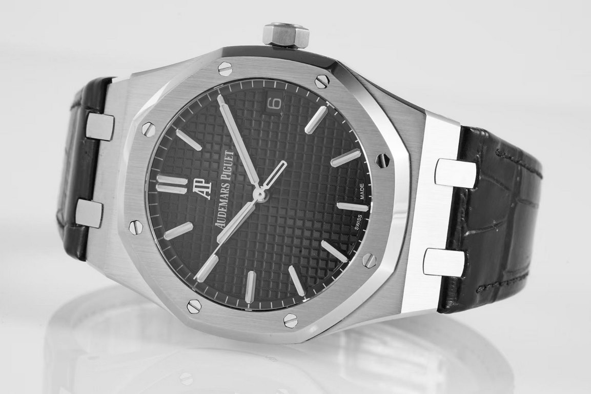 BF new Audemars Piguet Royal Oak 15500 - is the pinnacle of steel watches on the market, - interpretation of the strength of the reigning steel king! [6 great subtleties] 1.Genuine disassembled open mold, size 41X10.4 mm