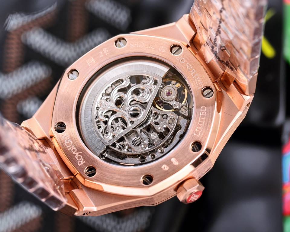 Audemars Piguet AP Royal Oak Coated glass Size 45mm12mm Stainless steel bracelet AP original buckle Automatic mechanical movement Superluminova Octagonal brushed steel case with skeletonized face Cold and hegemonic A dif