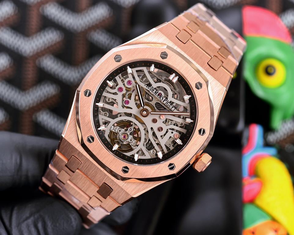 Audemars Piguet AP Royal Oak Coated glass Size 45mm12mm Stainless steel bracelet AP original buckle Automatic mechanical movement Superluminova Octagonal brushed steel case with skeletonized face Cold and hegemonic A dif