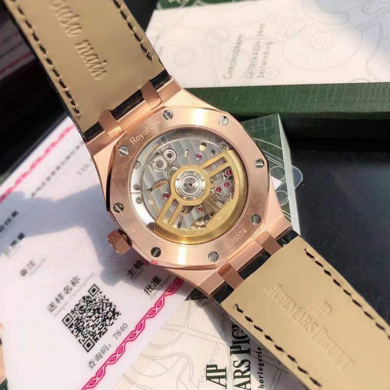 Batch with box Support Hong Kong, U.S. direct mailAP Royal Oak series, model 15500OR, from the greatest contemporary watch master (no one) Zunda's hand, the design of rugged and flamboyant, special octagonal porthole bez