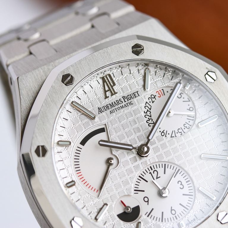 TWA and WF have teamed up to develop the AP Audemars Piguet Royal Oak.TWA's popular foreign toy finally has a replica antidote Dual Time AP Audemars Piguet Royal Oak 26120ST.OO.1220ST.01 Replica Caliber Cal.23292846 Auto