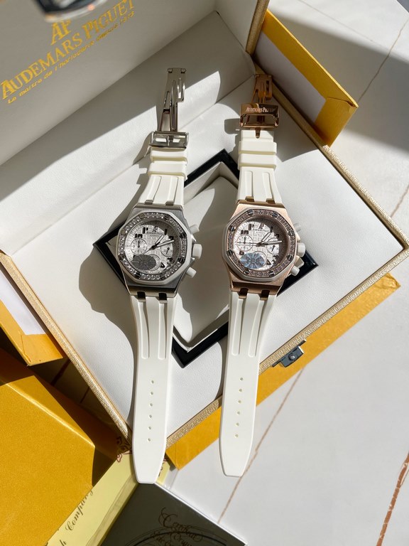 (A true high-end rarity)Audemars Piguet 26048SK Royal Oak Offshore Series 37mm quartz women's watches, Swiss imported quartz movement This Audemars Piguet is a women's model, but also adds a few points of softness, makin