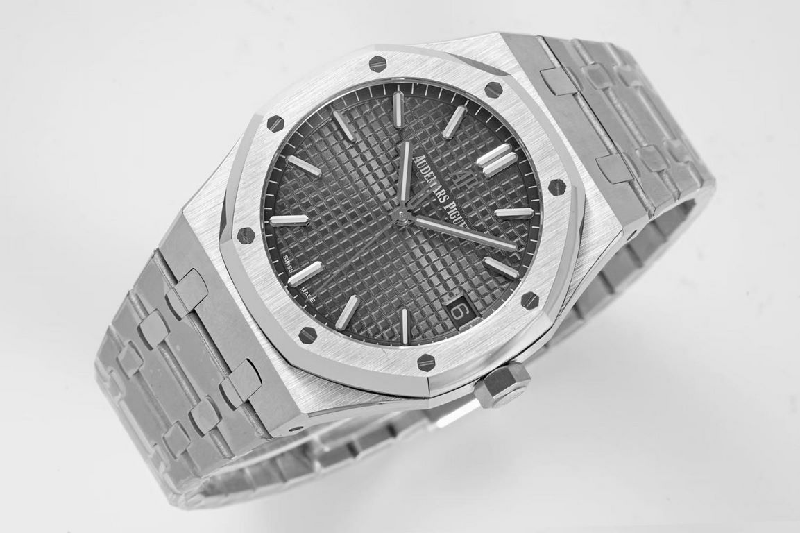 BF new Audemars Piguet Royal Oak 15500 - is the pinnacle of steel watches on the market, - interpretation of the strength of the reigning steel king! [6 great subtleties] 1.Genuine disassembled open mold, size 41X10.4 mm