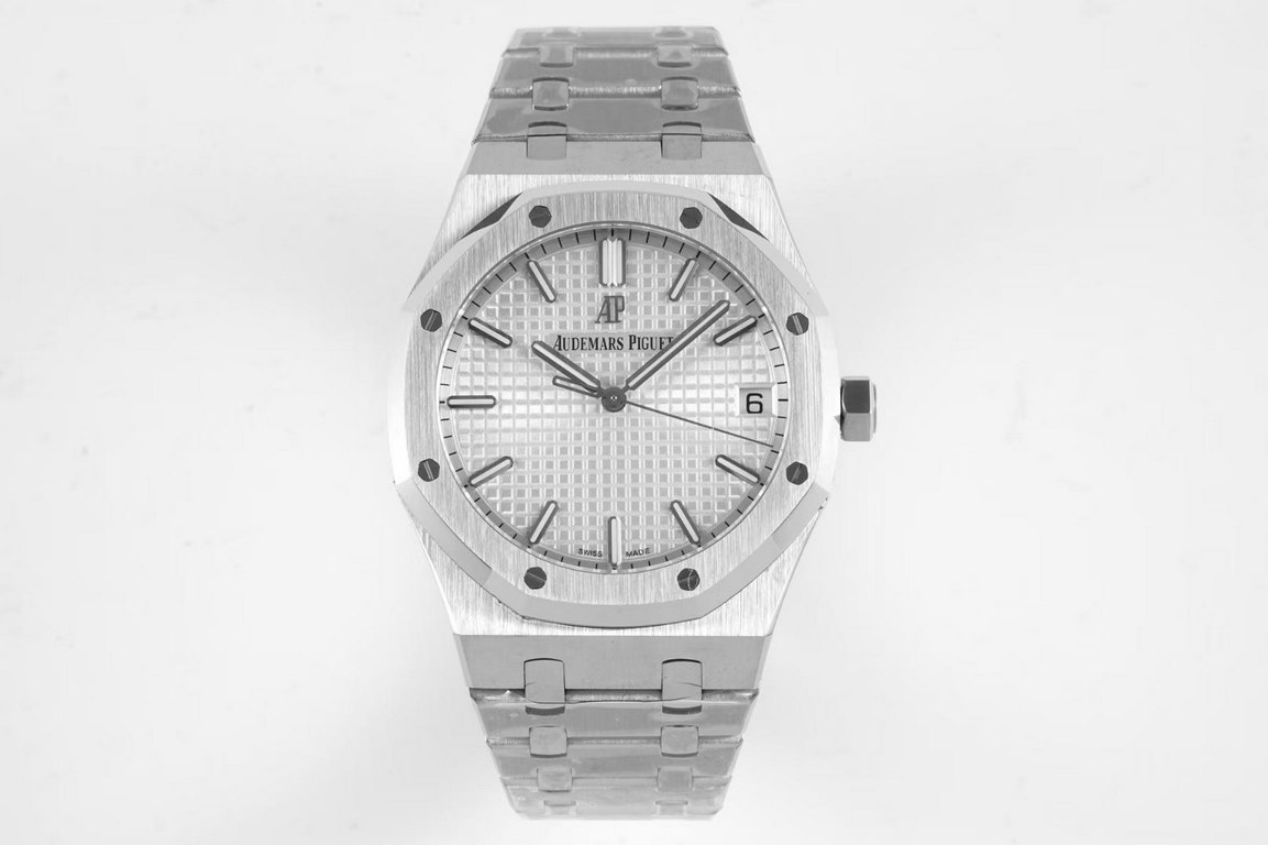 BF new Audemars Piguet Royal Oak 15500 - is the pinnacle of steel watches on the market, - interpretation of the strength of the reigning steel king! [6 great subtleties] 1.Genuine disassembled open mold, size 41X10.4 mm