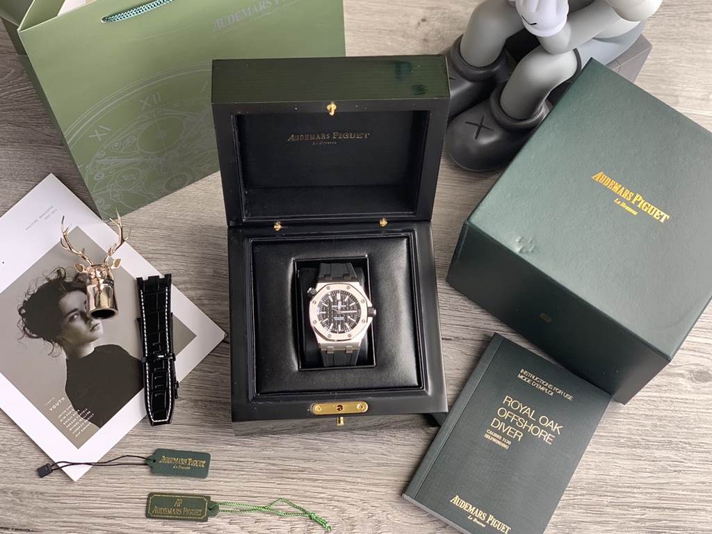 Batch with box Support Hong Kong, the United States direct mailAP Audemars Piguet 15710ST.OO.A002CA.01 Royal Oak Offshore, Men's Automatic Mechanical Watch , 316L stainless steel case, size 42MM thick 14MM, with the orig