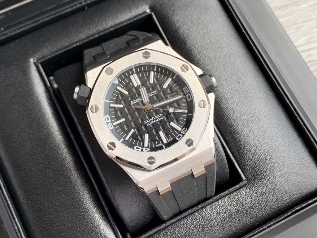 Batch with box Support Hong Kong, the United States direct mailAP Audemars Piguet 15710ST.OO.A002CA.01 Royal Oak Offshore, Men's Automatic Mechanical Watch , 316L stainless steel case, size 42MM thick 14MM, with the orig