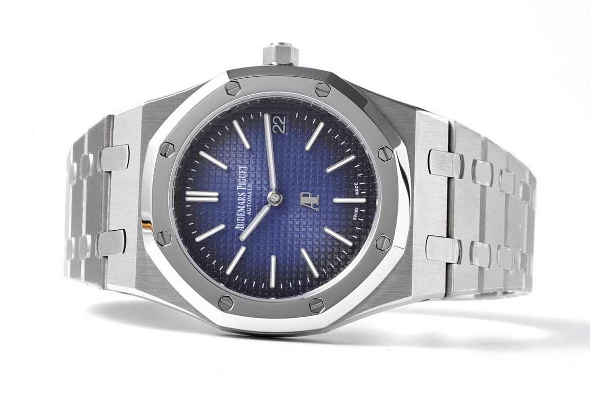 BF gives back to new and old customers by creating the most cost-effective AP Steel King - Audemars Piguet Royal Oak 15202 Collection39 mm diameter stainless steel case with dial engraved with Petite Tapisserie decorativ