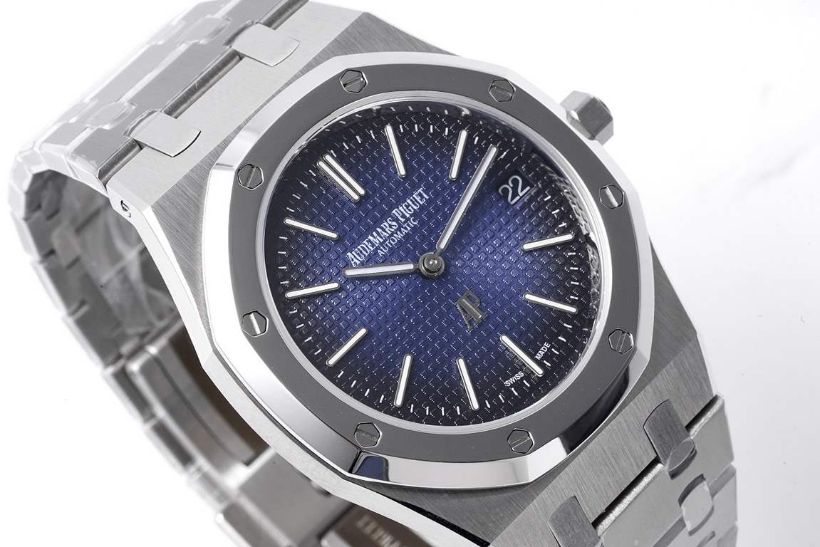 BF gives back to new and old customers by creating the most cost-effective AP Steel King - Audemars Piguet Royal Oak 15202 Collection39 mm diameter stainless steel case with dial engraved with Petite Tapisserie decorativ