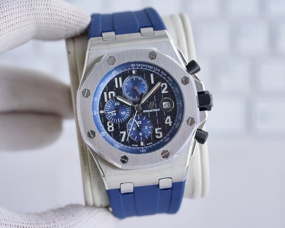 Same.Brand Audemars Piguet   Collection Royal OakStyle Men's Mechanical WatchesMovement Tianjin PrecisionDiameter 42mm caseMaterial 316 Xin steelCrystal material mineral wear-resistant glassExtreme return   top quality p