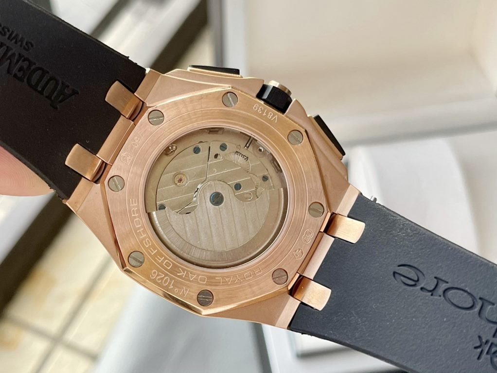 Same. Audemars Piguet - Audemars Piguet   Royal Oak Offshore Collection Anti-glare treatment mineral glass Size 42mm  14mm , waterproof tape with AP lettering original pin buckle Fully automatic mechanical movement , dia