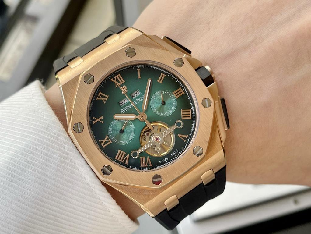 Same. Audemars Piguet - Audemars Piguet   Royal Oak Offshore Collection Anti-glare treatment mineral glass Size 42mm  14mm , waterproof tape with AP lettering original pin buckle Fully automatic mechanical movement , dia