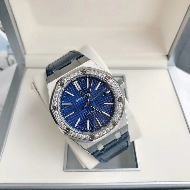 Luxury Diamond Bezel Hand-set2022 new upgraded diamond ring Audemars Piguet 15400 series watches, as the Royal Oak series of the most basic models, without any special features, only three hands and the date display, uno