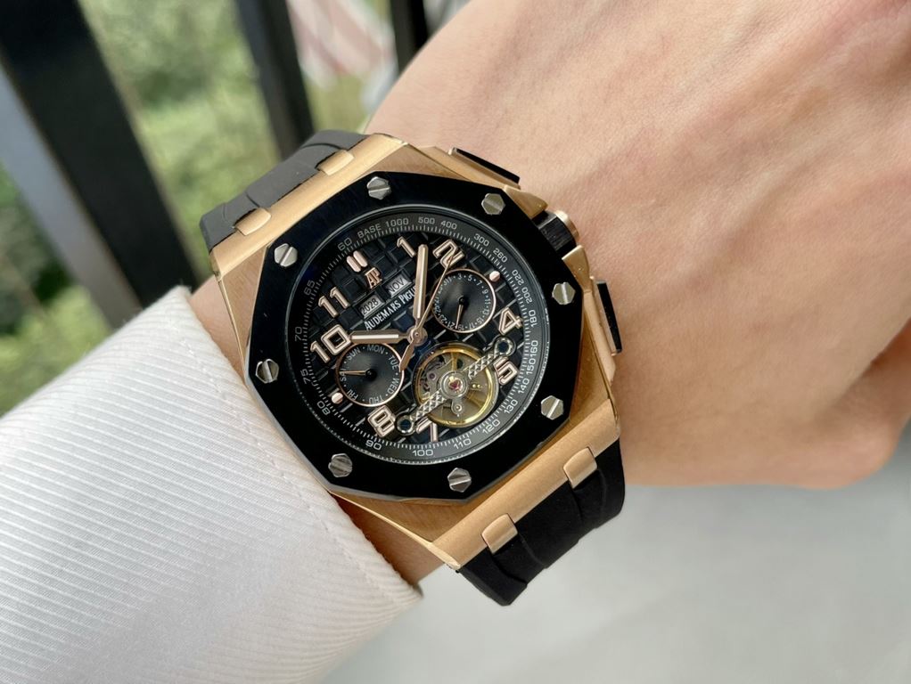 Same. Audemars Piguet - Audemars Piguet   Royal Oak Offshore Series Anti-glare treatment mineral glass Size 42mm  14mm , waterproof tape with AP lettering original pin buckle Fully automatic mechanical movement , strong 