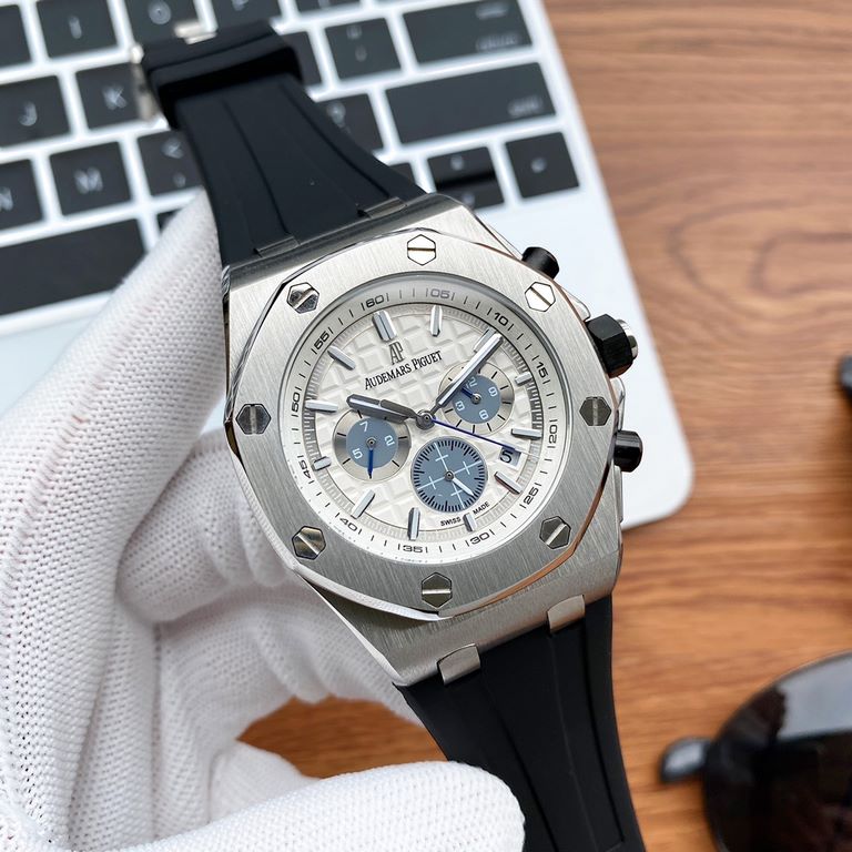 Photographed in the flesh!Audemars Piguet - Royal Oak Offshore   Anti-glare treated mineral glass Size 42mm14mm Waterproof tape with AP original pin buckle Equipped with a replica of the original 3126 rotor Fully automat