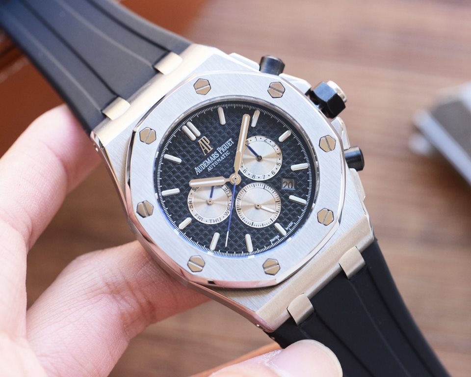 The grand finale of the year! Superb value for money! (Audemars Piguet Audemars Piguet is consistent with the original, super high quality in the market)Audemars Piguet Royal Oak Offshore, self-winding mechanical movemen