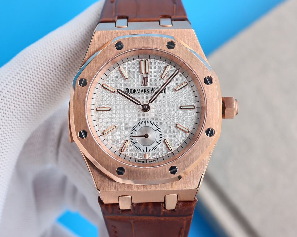 Audemars Piguet Royal Oak 1252 two and a half needle shock on the line, the achievement of the peak of the steel table - the interpretation of the strength of the reigning steel king! Genuine disassembled and molded, the