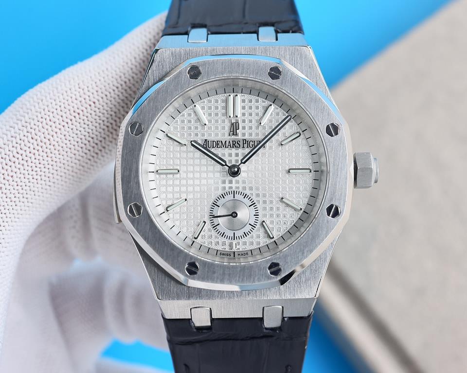 Audemars Piguet Royal Oak 1252 two and a half needle shock on the line, the achievement of the peak of the steel table - the interpretation of the strength of the reigning steel king! Genuine disassembled and molded, the