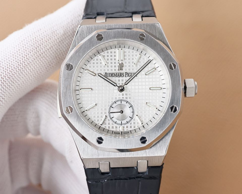 Audemars Piguet Royal Oak 1252 two and a half needle shock on the line, the achievement of the peak of the steel table - the interpretation of the strength of the reigning steel king! Genuine disassembled and molded, the