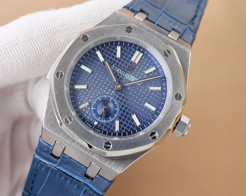 Audemars Piguet Royal Oak 1252 two and a half needle shock on the line, the achievement of the peak of the steel table - the interpretation of the strength of the reigning steel king! Genuine disassembled and molded, the