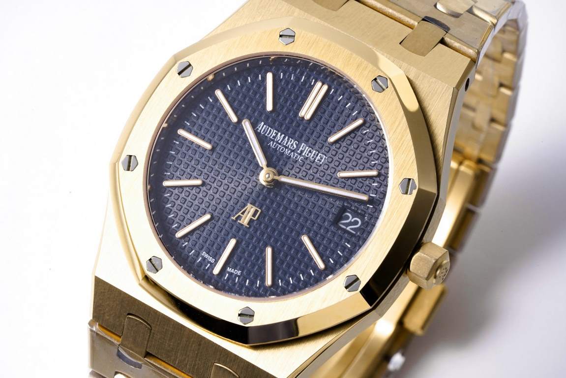 BF gives back to new and old customers by creating the most cost-effective AP Steel King - Audemars Piguet Royal Oak 15202 Collection39 mm diameter stainless steel case with dial engraved with Petite Tapisserie decorativ