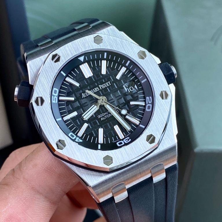 Support Hong Kong and USA direct mailHere comes the hard stuff! You will be poisoned in minutes! The world's most MAN series of men's watches, there is no one, AP Royal Oak Offshore, model 15703, from the greatest contem