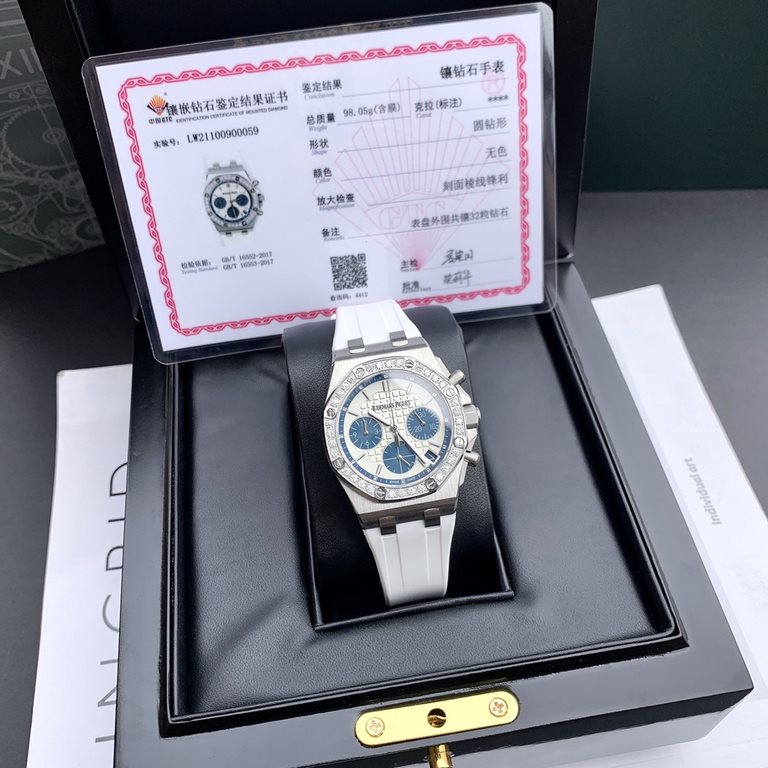 Lot with box Support Hong Kong, USA direct shippingThe latest Royal Oak Offshore series of chronograph quartz watches, one of the hottest Audemars Piguet women's watches of the moment! A.P - Audemars Piguet Royal Oak Off