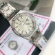 Wholesale box support Hong Kong, U.S. direct mailThe women's model of AP, which is hard to buy from the counter, has arrived! Today we are introducing the Audemars Piguet Royal Oak watch for women. Its official model num