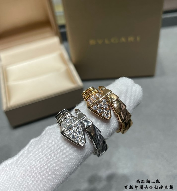 V Gold Material Premium Edition. Yardage 5678. bvlgari wide version of the single bezel head with diamonds snake ring  , true fragrance series... Simple and generous in kind, beautiful price Fine workmanship No deformati