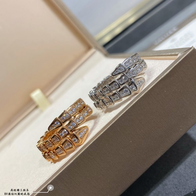 V gold material Size 5678. bvlgari premium full diamonds three circle snake ring   true fragrance collection... The real thing is simple and generous The price is beautiful The workmanship is exquisite The use of memory 