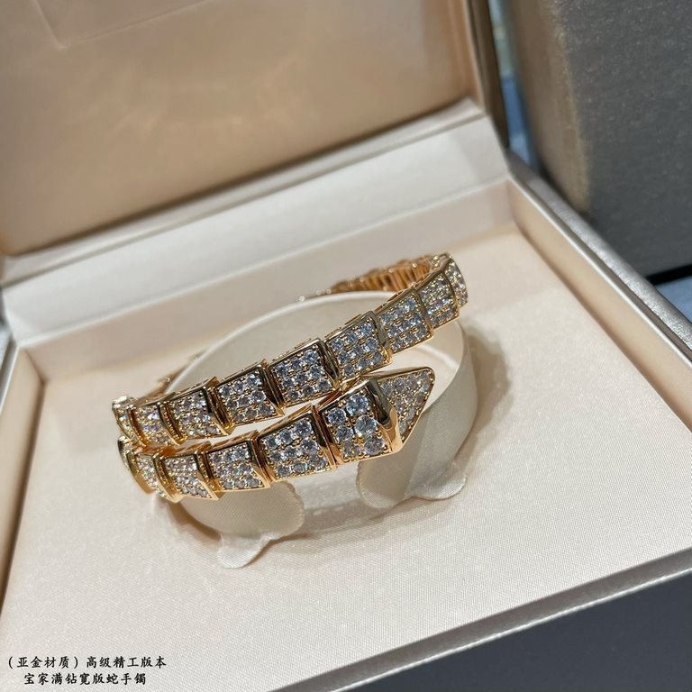 (actual price) in matt gold . PREMIUM FINISHED EDITION BVLGARI Bvlgari Wide Full Diamond Snake Bracelet   The delicate and alluring lines of the design are adorned with brilliant diamonds   so that dominance can also be 