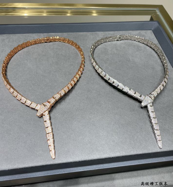 (Actual price) Made of sub-gold , non-refundable and non-exchangeable   BVLGARI - Bvlgari Haute Couture Edition Wide Snake Necklace This one is basically unknown nowadays! Bvlgari's masterpiece! The quality of workmanshi