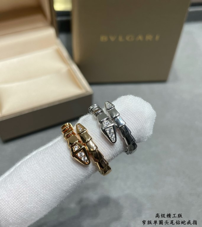 V Gold Material Premium Edition. Yardage 5678. bvlgari narrow version single bezel head and tail diamond snake ring  , true fragrance collection... Simple and generous in kind, beautiful price Exquisite workmanship Using