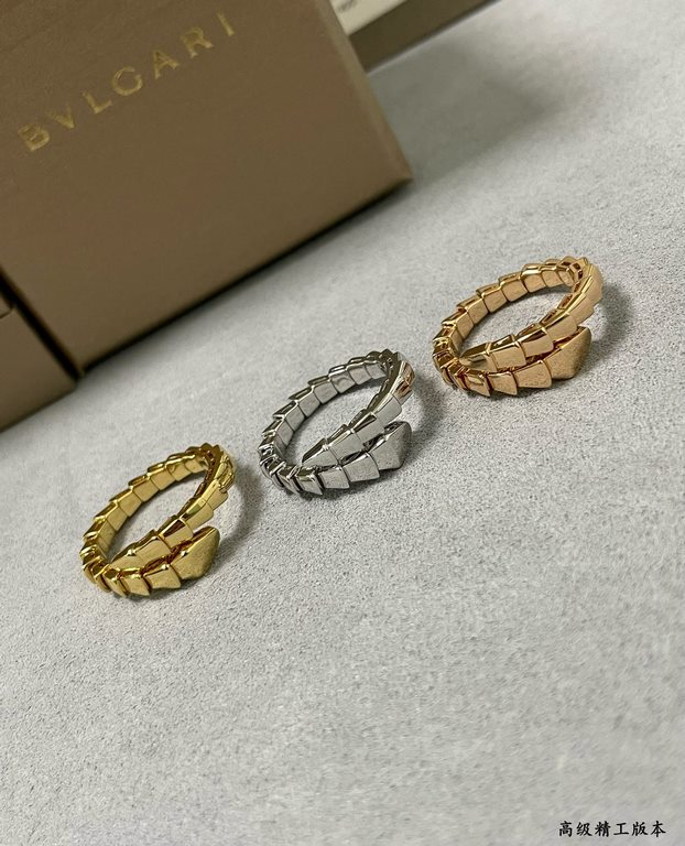 In V gold Premium edition. Yardage 5678.Bulgari Narrow version of the single circle glossy thin snake ring  , True Fragrance Collection... Simple and generous in kind, beautiful price Exquisite workmanship Using memory s