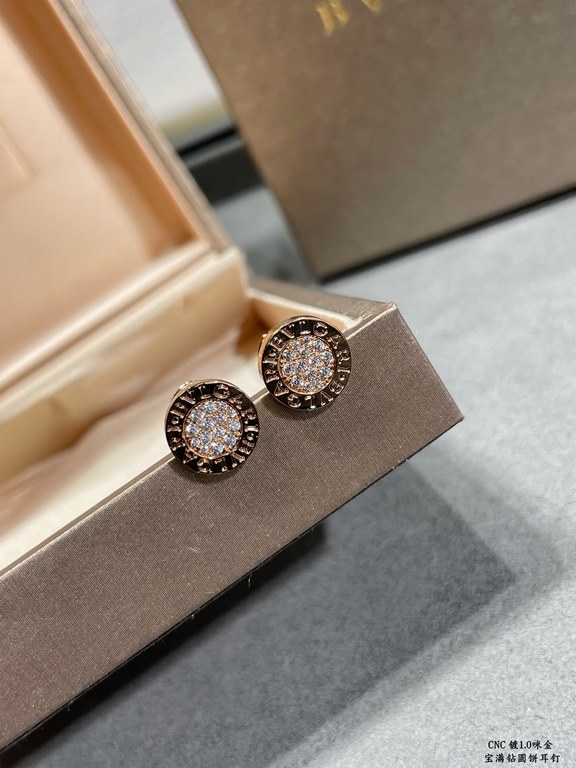 CNC pair version V gold plated micro gold   Bvlgari high-grade full diamonds round cake earrings  original flying saucer earplugs  high-end customized to achieve visual comparable to real gold and real diamonds   ultra-b