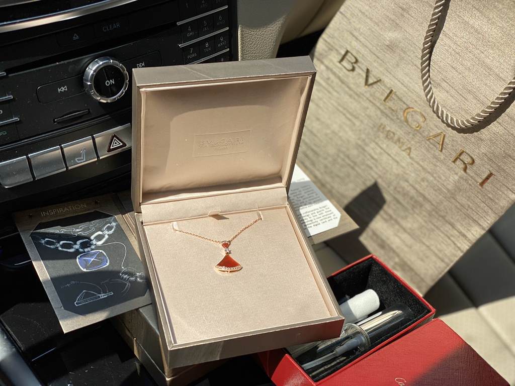 Bulgari Large Fan Necklace