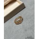 V Gold Material Premium Edition. Yardage 5678. bvlgari narrow version single bezel head and tail diamond snake ring  , true fragrance collection... Simple and generous in kind, beautiful price Exquisite workmanship Using