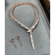 ( This model is non-refundable, non-exchangeable and non-acceptable after-sales  )Sub-golden material (actual price) BVLGARI classic work Bvlgari wide version of the shell snake necklace   delicate enchanting line design