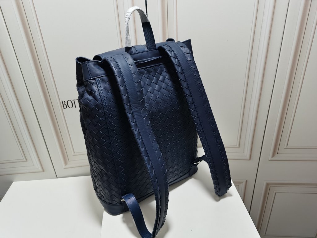 BV waxed tire cowhide shoulder bag] dark blue! 2021 counter explosion models shoulder bag, counter models, original quality, 34x15x42cm