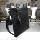 Men's Crossbody Messenger Bag  The bag type is so simple No LOGO秘秘,as well as known to the world Adhering to the tradition of handmade  Tire cowhide leather seamless weaving Gunmetal color electrophoresis accessories   ♂