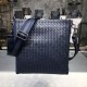 Men's Crossbody Messenger Bag  The bag type is so simple No LOGO秘秘,as well as known to the world Adhering to the tradition of handmade  Tire cowhide leather seamless weaving Gunmetal color electrophoresis accessories   ♂