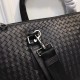 Briefcase top tire cowhide, luxury handmade seamless weaving, gunmetal electrophoresis accessories, dense and orderly, neat and uniform, the more the leather is used, the more oily   size 39  9  26cm