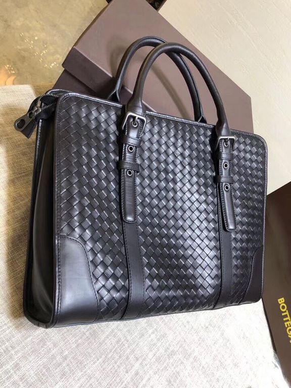 B@ bring you unprecedented challenges, is a new full soul and personality, top original fetal cowhide men's pop-up briefcase, black fashion elements, size 39308