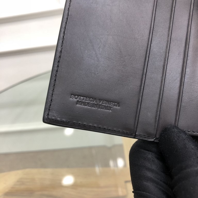 BV latest explosive models to come   men's wallet, see clearly Oh my family this is the use of imported fetal leather material 100% pure imported first layer fetal leather carefully crafted, handmade comparable to the co