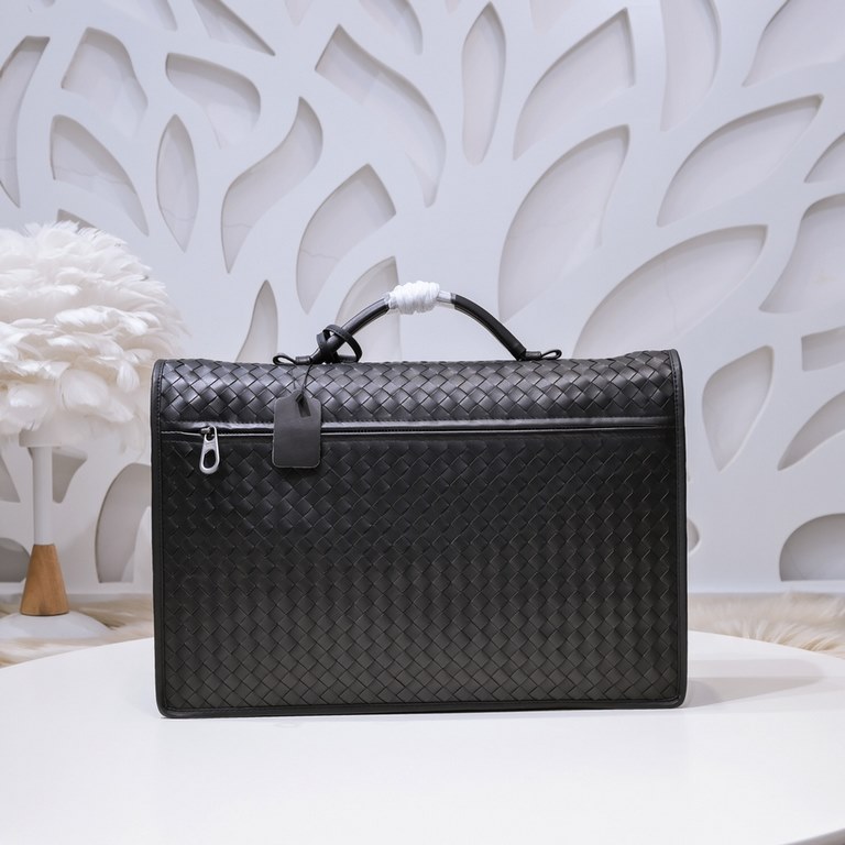 BV-latest men's handbags   original quality official synchronization using the top waxed tire cowhide feel awesome counter original hardware unique design style perfect to the extreme details of exquisite atmospheric wor