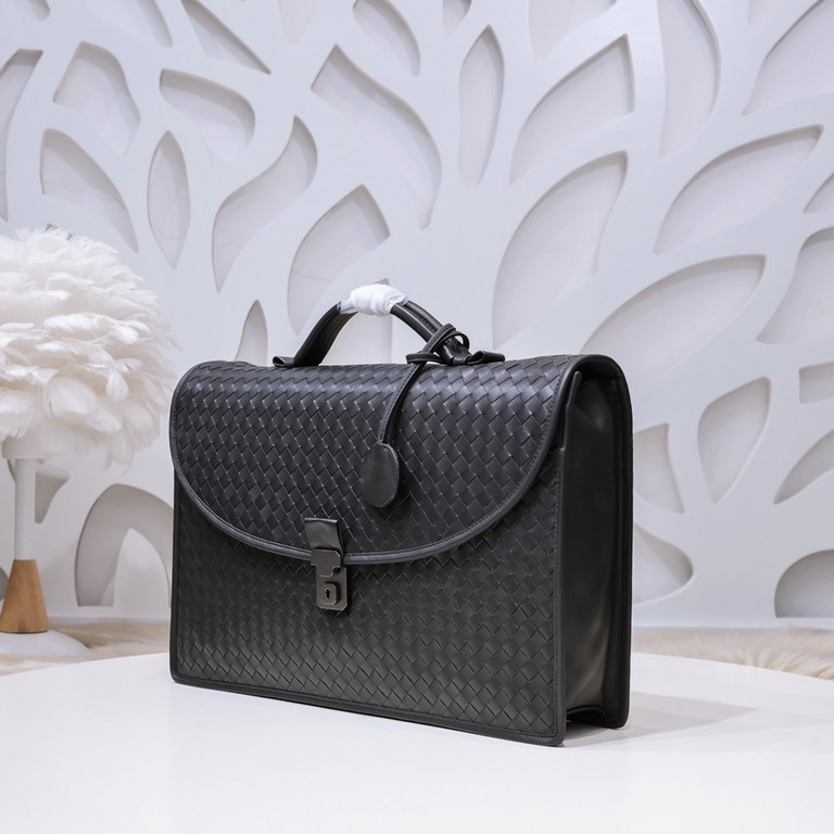 BV-latest men's handbags   original quality official synchronization using the top waxed tire cowhide feel awesome counter original hardware unique design style perfect to the extreme details of exquisite atmospheric wor