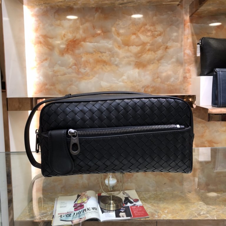 BV overseas original single quality counter synchronization ruthless goods to attack the top waxed cowhide, counter original single hardware, unique design style perfect to the extreme! Let fashion become endless [strong