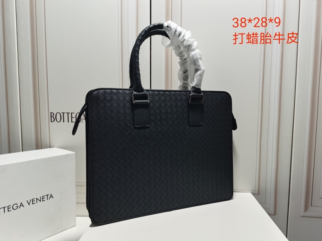 BV590 original single waxed tire cowhide briefcase] real shot! 80180601A     counter with the same model, original quality, woven handle, practicality, size 38x28x9cm